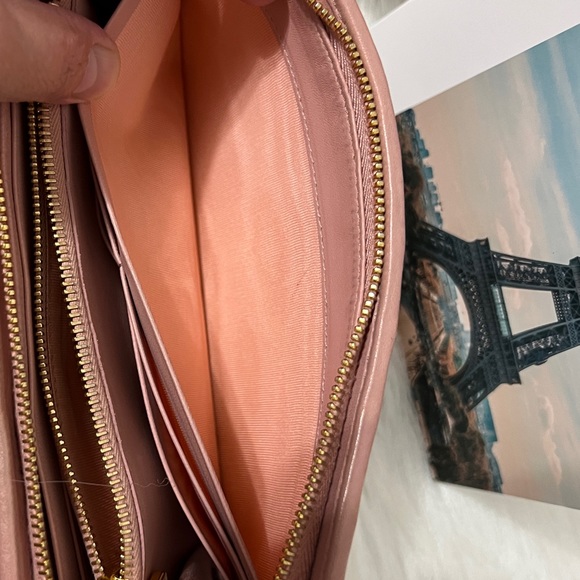 Miu Miu
Pink continental wallet - Picture 11 of 16
